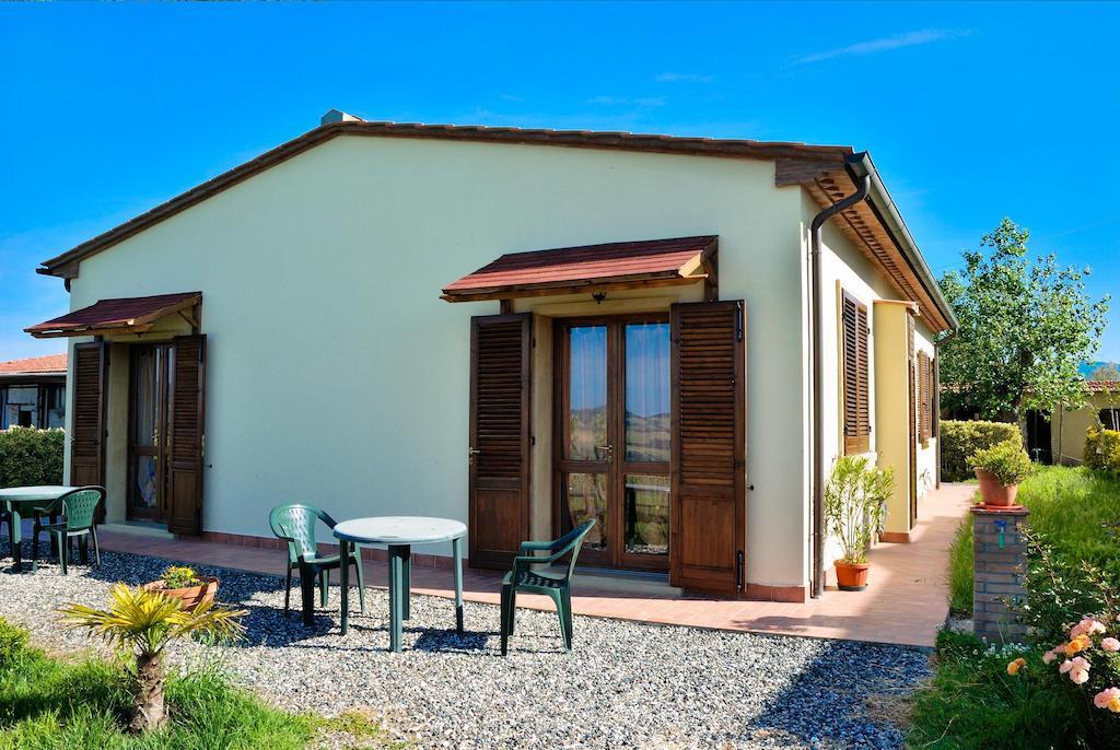 Agriturismo Il Canterino กวาร์ดิสตัลโล ภายนอก รูปภาพ