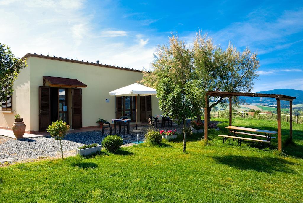 Agriturismo Il Canterino กวาร์ดิสตัลโล ภายนอก รูปภาพ