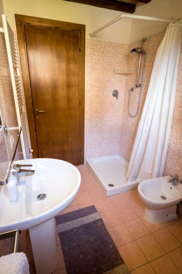 Agriturismo Il Canterino กวาร์ดิสตัลโล ภายนอก รูปภาพ