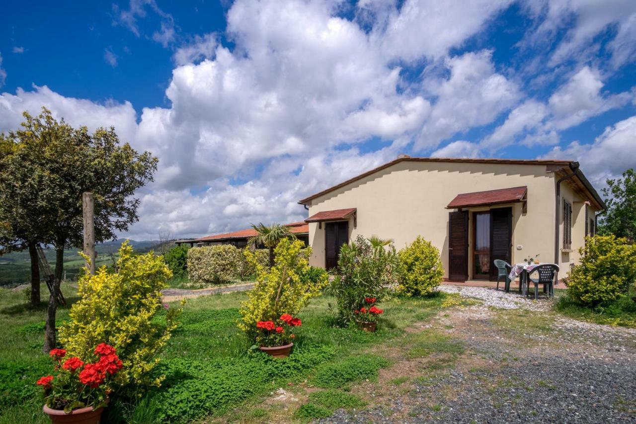 Agriturismo Il Canterino กวาร์ดิสตัลโล ภายนอก รูปภาพ