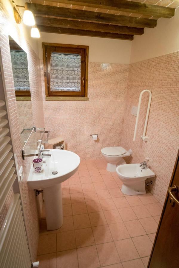 Agriturismo Il Canterino กวาร์ดิสตัลโล ภายนอก รูปภาพ